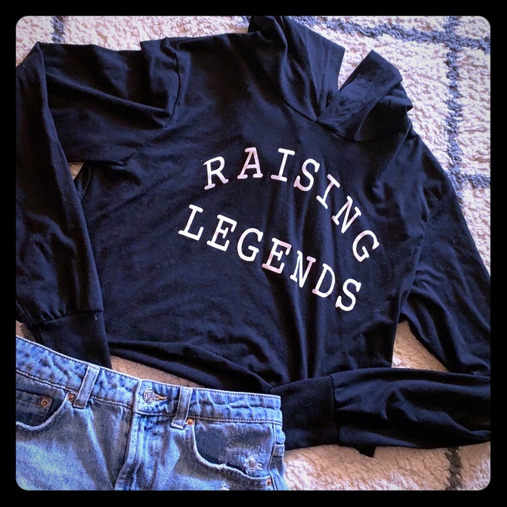Cropped hoodie “raising legends”